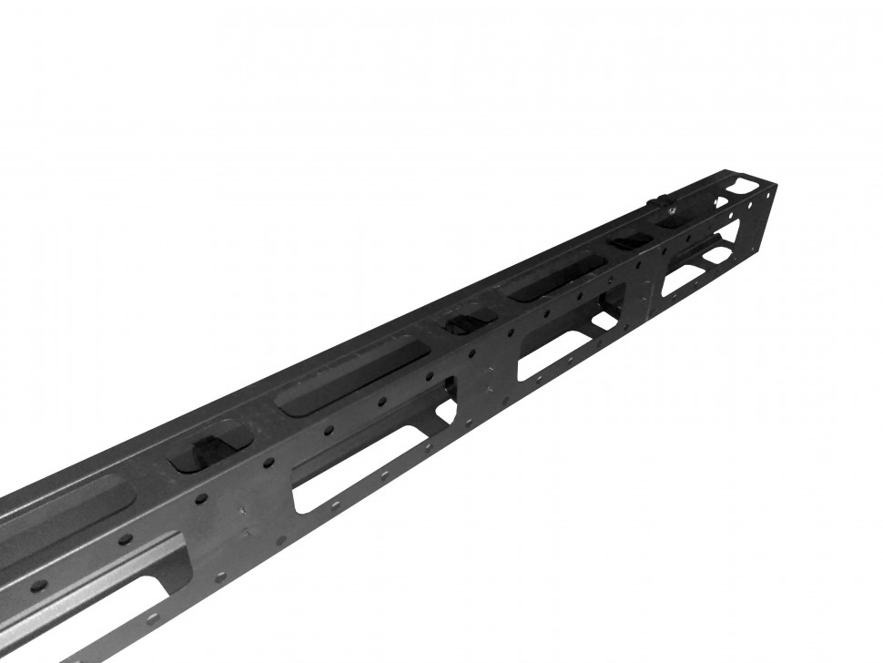 Кабельный органайзер 19", 42U, металлический, вертикального типа, с крышкой, черн "А"